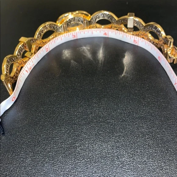 Authentic GUCCI GG Web Bracelet - Picture 16 of 16